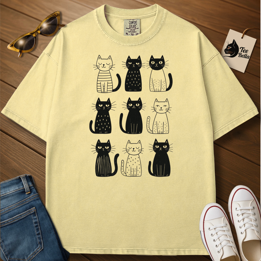 Les Neuf Chats Tee