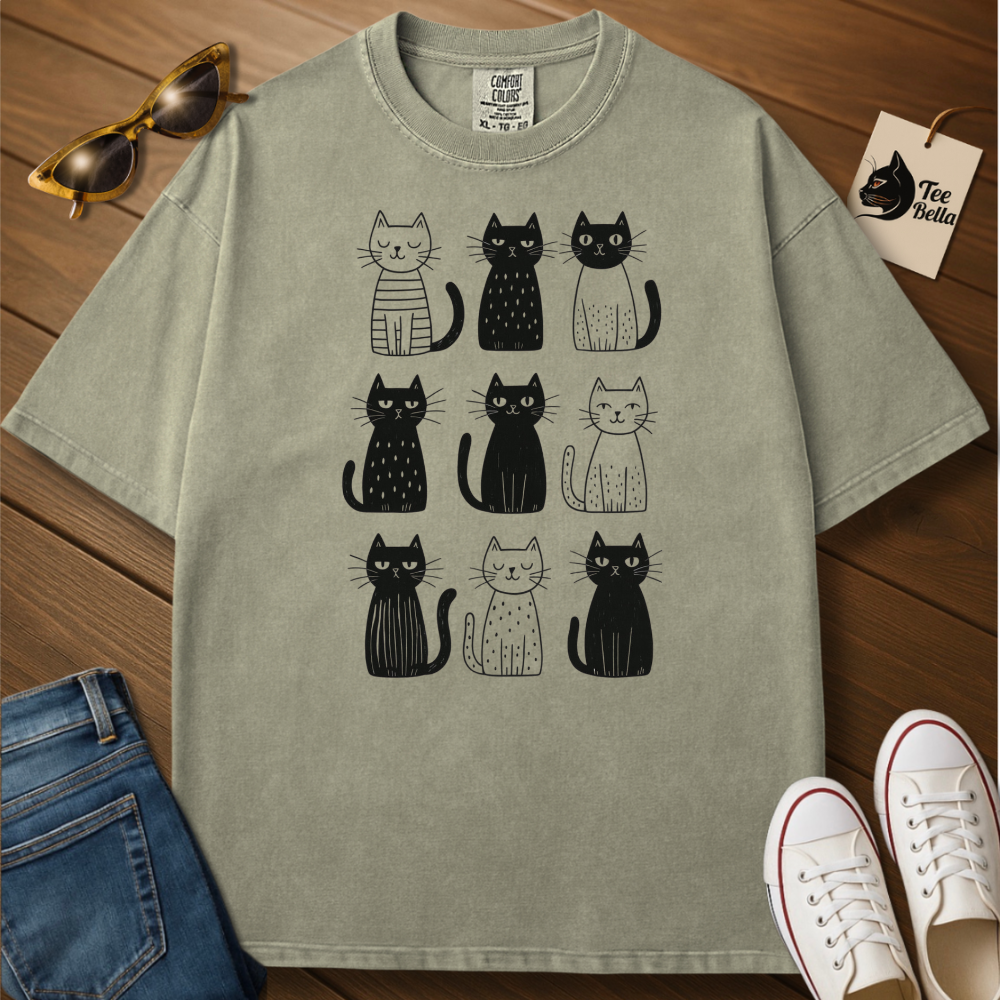 Les Neuf Chats Tee