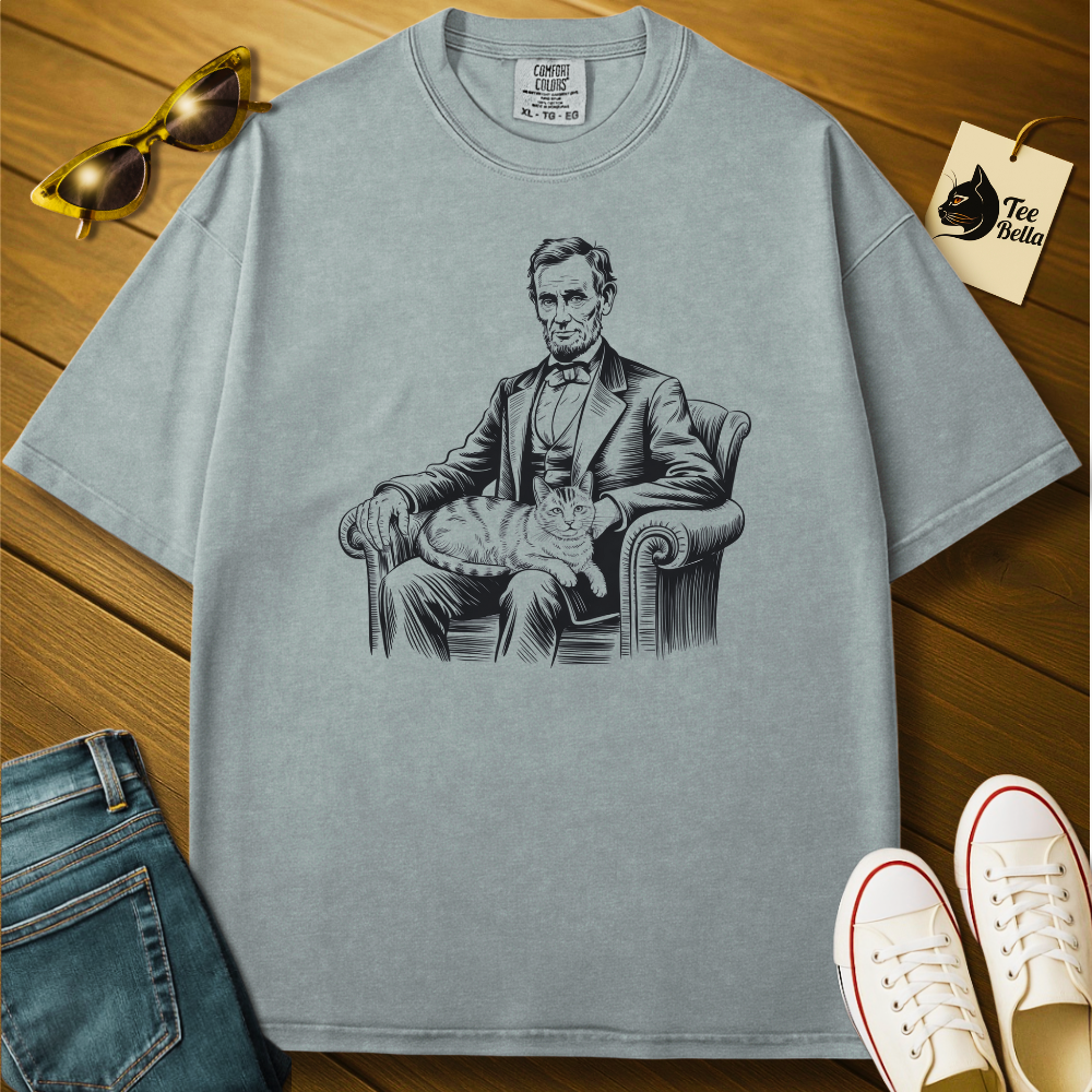 Lincoln and the Cat Tee
