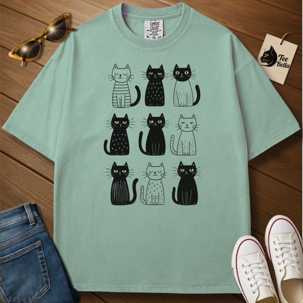 Les Neuf Chats Tee