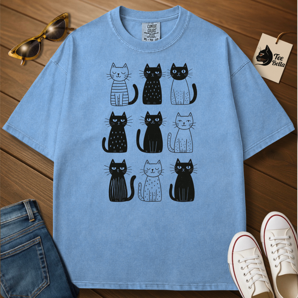 Les Neuf Chats Tee